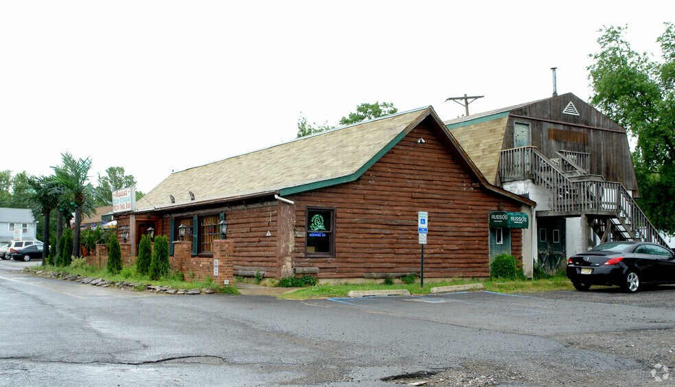 1302 Monmouth Rd, Mount Holly, NJ for lease - Building Photo - Image 2 of 103