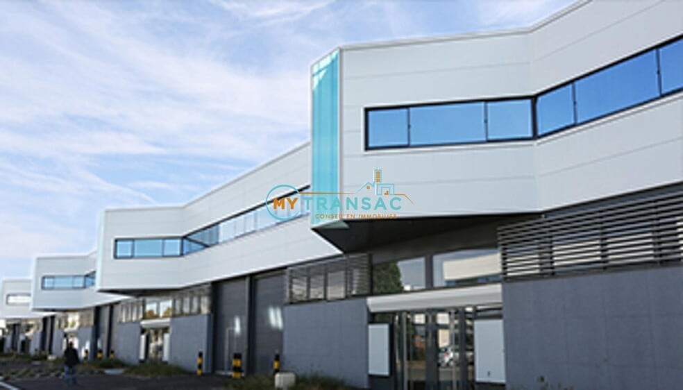 Flex in Bonneuil-sur-Marne for lease - Building Photo - Image 2 of 8