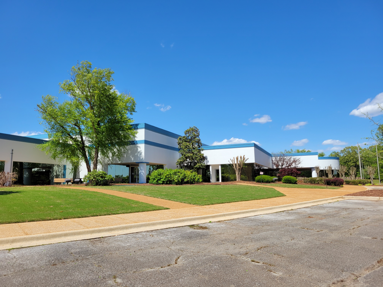 201 Electronics Blvd SW, Huntsville, AL for sale - Building Photo - Image 1 of 1