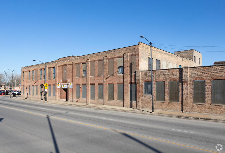 4401 W Ogden Ave, Chicago, IL for sale - Building Photo - Image 2 of 5