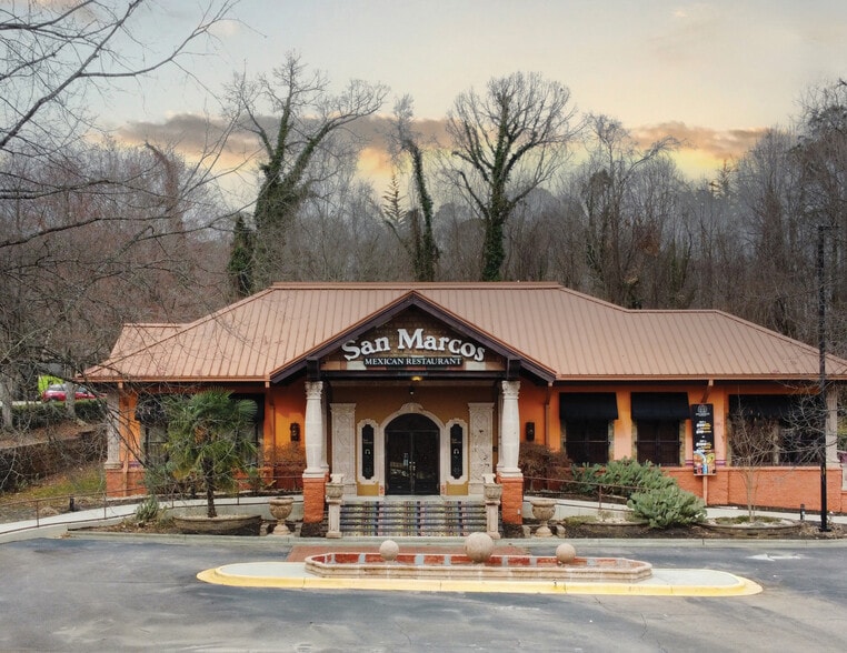 5300 Homewood Banks Dr, Raleigh, NC for sale - Building Photo - Image 1 of 5