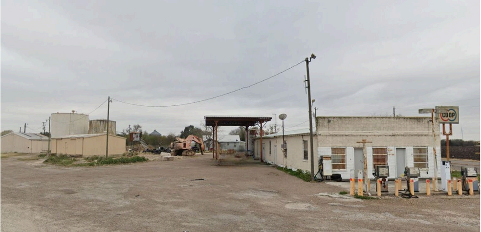 San Patricio County Co-Op portfolio of 2 properties for sale on LoopNet.com - Building Photo - Image 1 of 4