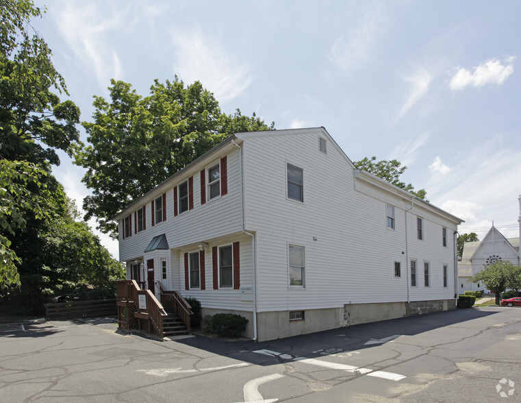 2318 Main St, Stratford, CT for lease - Building Photo - Image 2 of 3