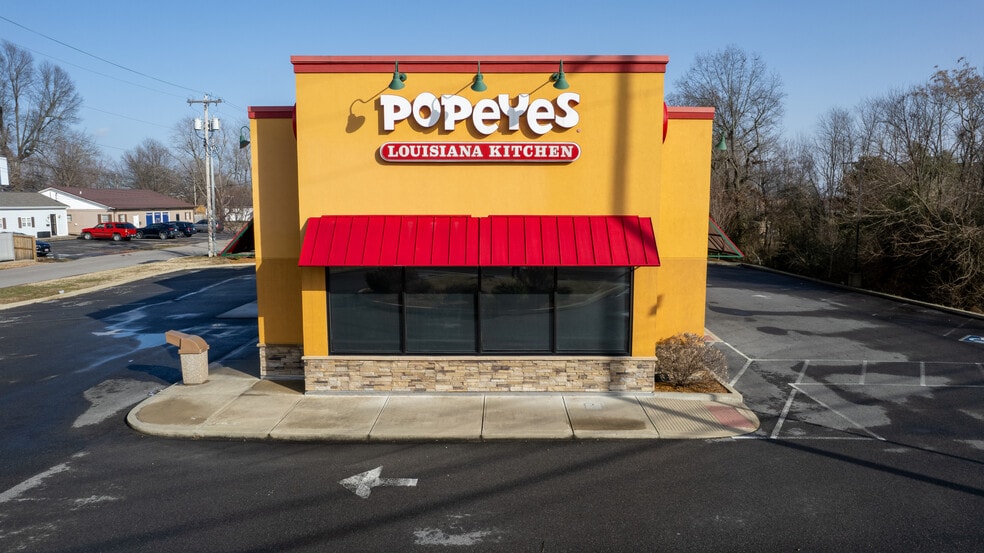 1018 Paris Rd, Mayfield, KY for lease - Building Photo - Image 2 of 4