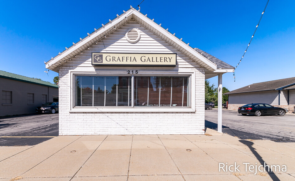 215 W Savidge St, Spring Lake, MI for sale - Building Photo - Image 1 of 13