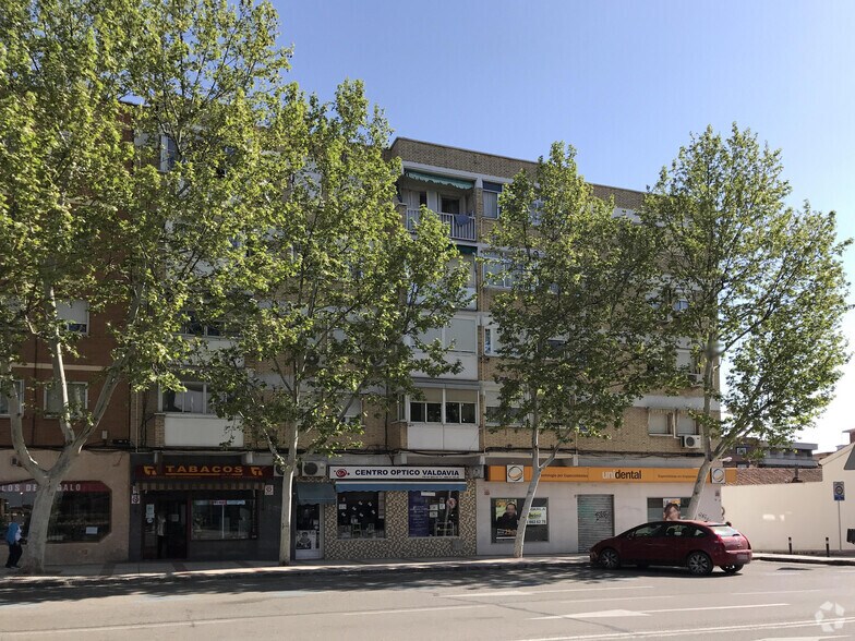 Retail in Alcobendas, Madrid for lease - Building Photo - Image 2 of 2