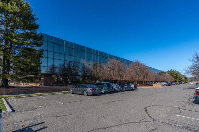 More details for 300 Jericho Quadrangle, Jericho, NY - Office for Lease