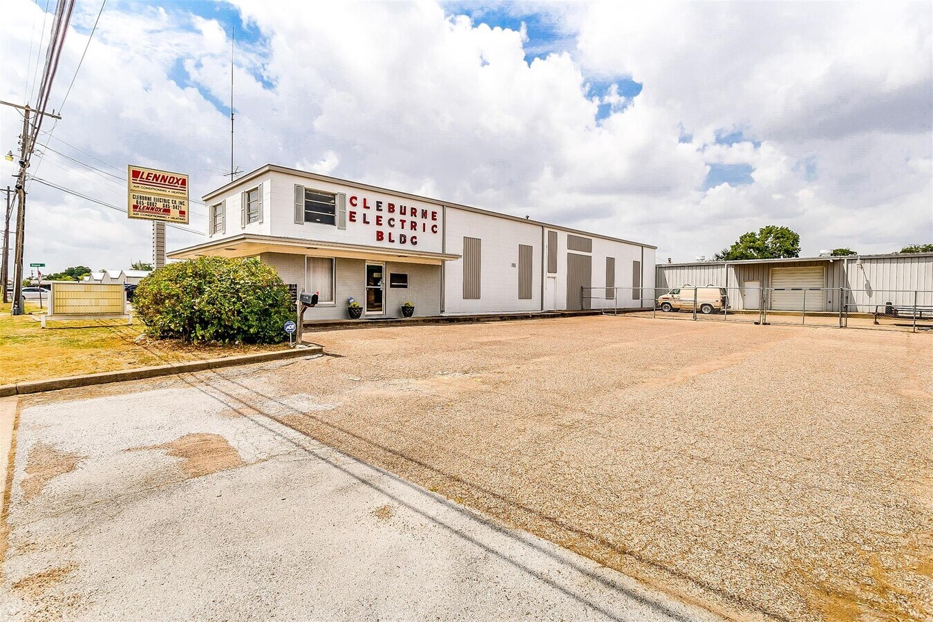 112 W Kilpatrick St Cleburne Tx 76033 112 W Kilpatrick Street Loopnet Com