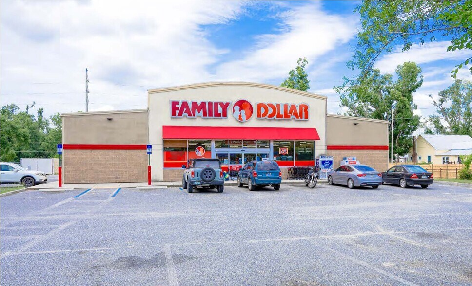 8292 E US Highway 90, Lee, FL for sale - Building Photo - Image 1 of 1