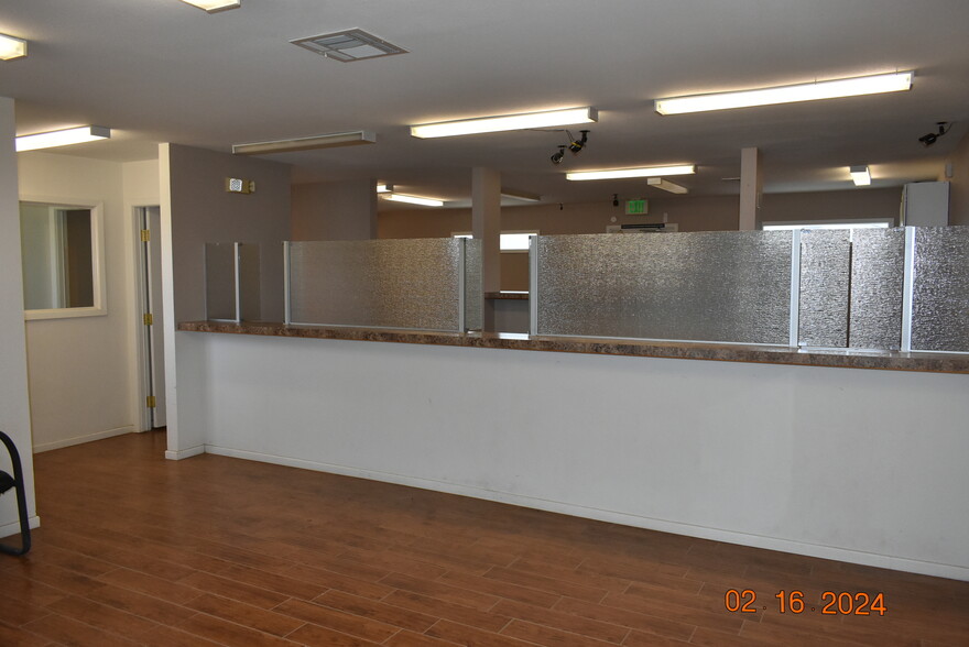 9160 California City Blvd, California City, CA for lease - Building Photo - Image 3 of 17