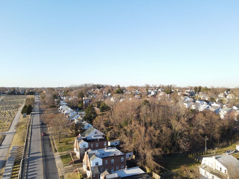 4115 Grenton, Baltimore, MD for sale - Building Photo - Image 3 of 6