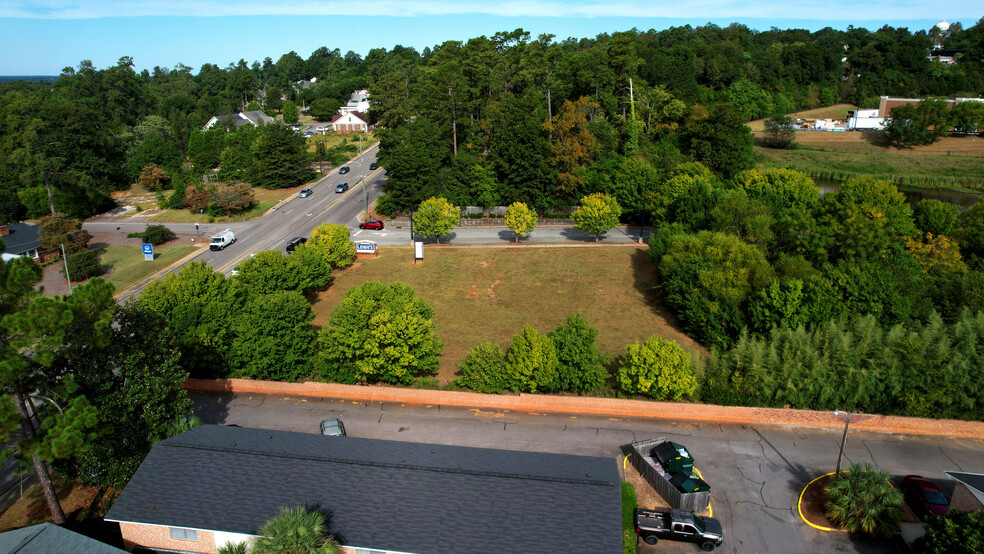 302 E Martintown Rd, North Augusta, SC for sale - Building Photo - Image 1 of 1