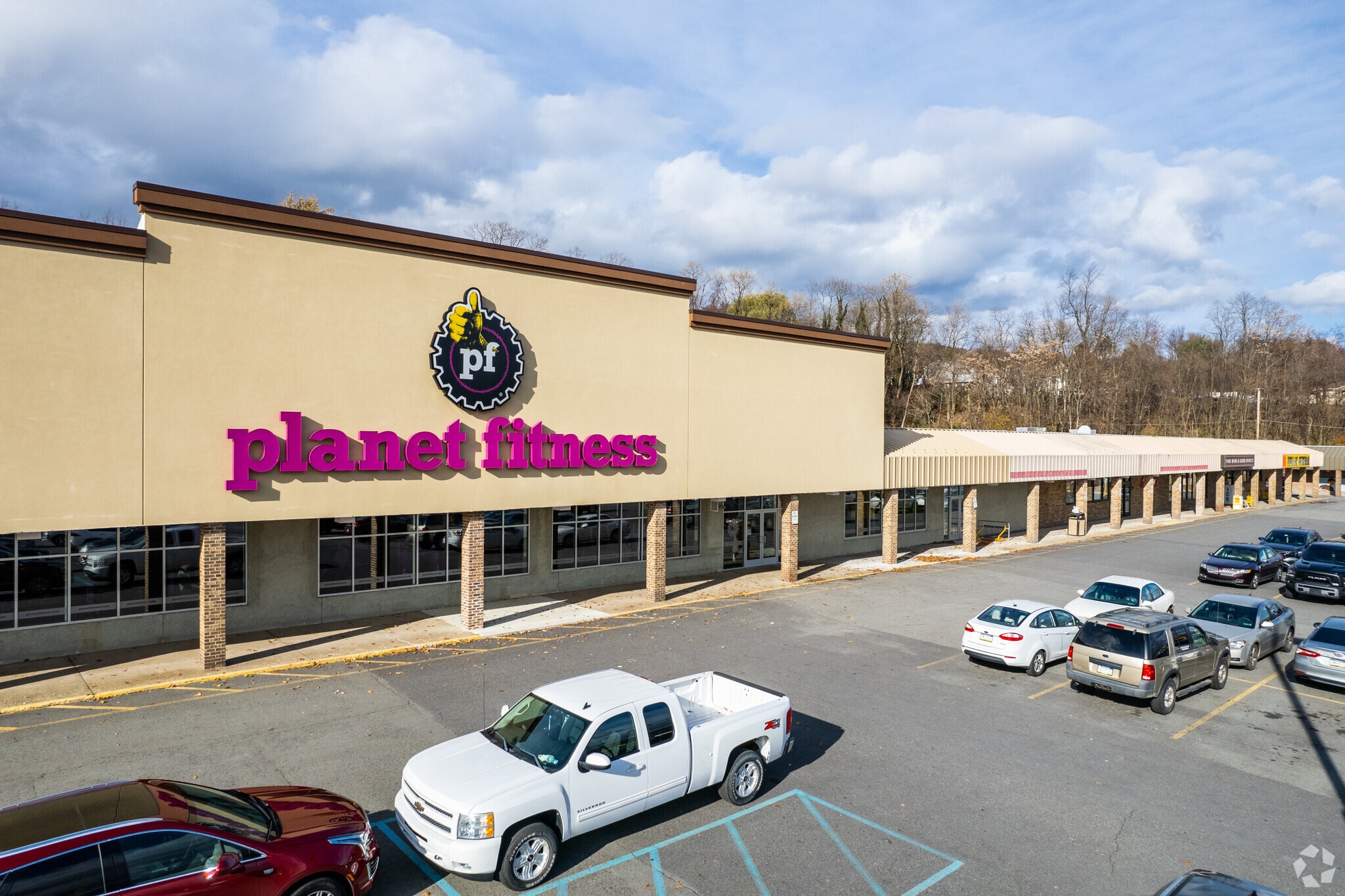 1500-1531 Main St, Peckville, PA for sale Primary Photo- Image 1 of 1