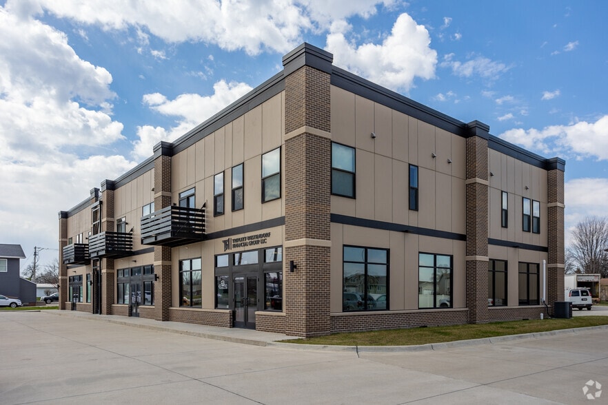 7040 NE 14th St, Ankeny, IA for sale - Building Photo - Image 2 of 4