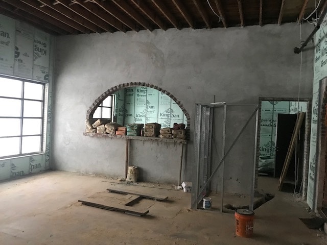 1102 S Washington Ave, Lansing, MI for sale Interior Photo- Image 1 of 8