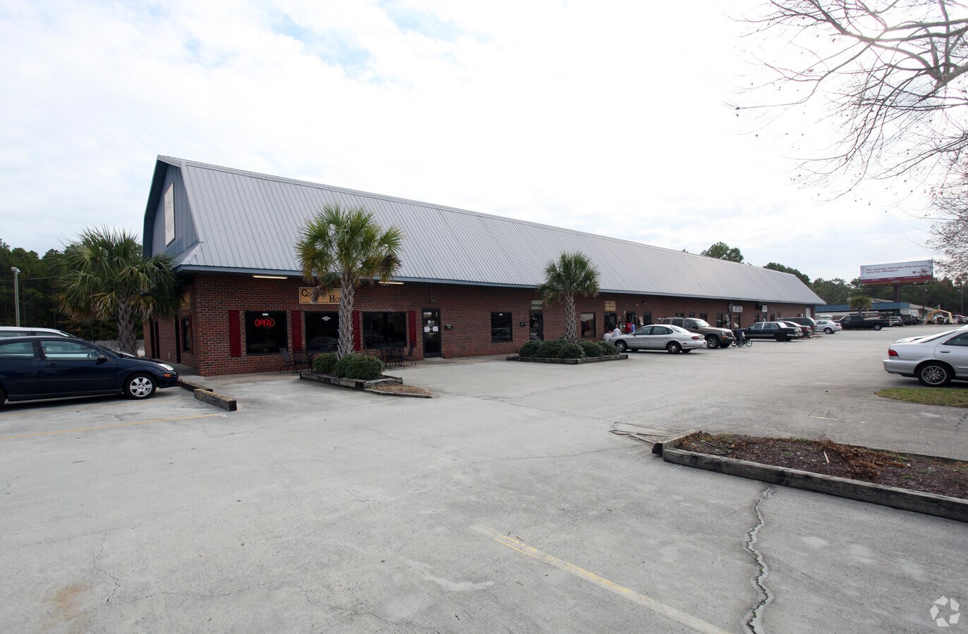 2841 Carolina Beach Rd, Wilmington, NC 28412