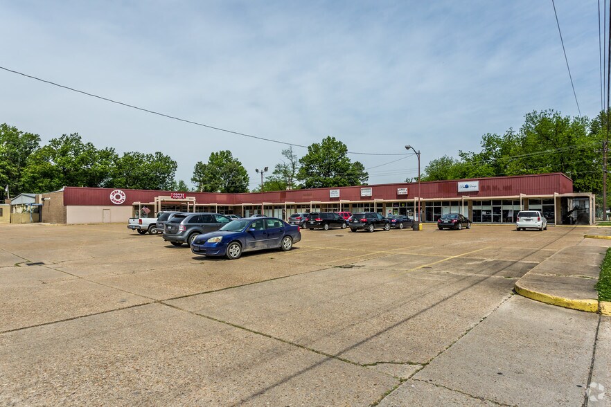 559 N 10th St, Blytheville, AR for sale - Primary Photo - Image 1 of 1