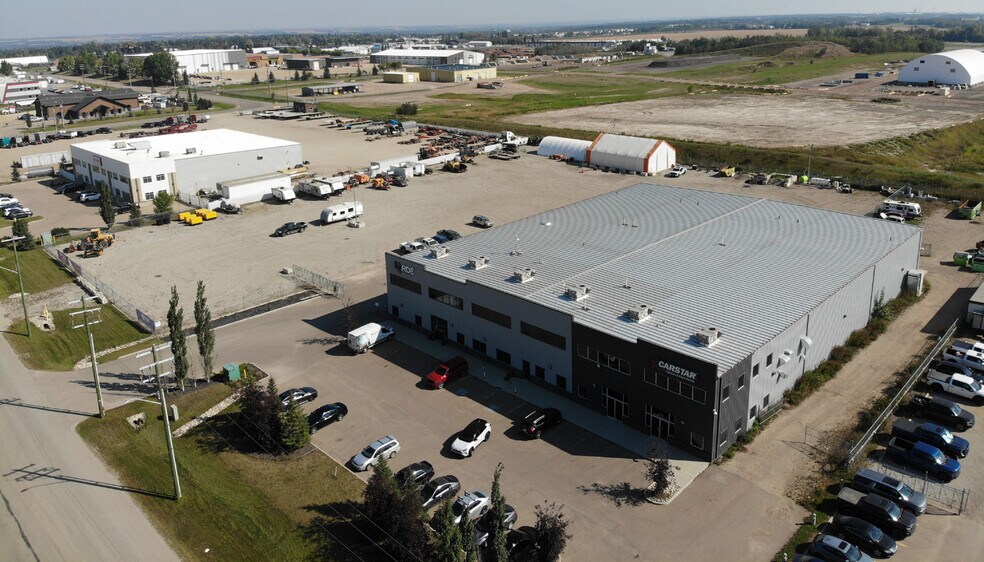 368 Saskatchewan Ave, Spruce Grove, AB for lease - Building Photo - Image 1 of 18