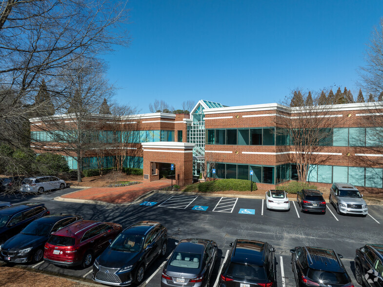 6120 Windward Pky, Alpharetta, GA for lease - Building Photo - Image 1 of 22