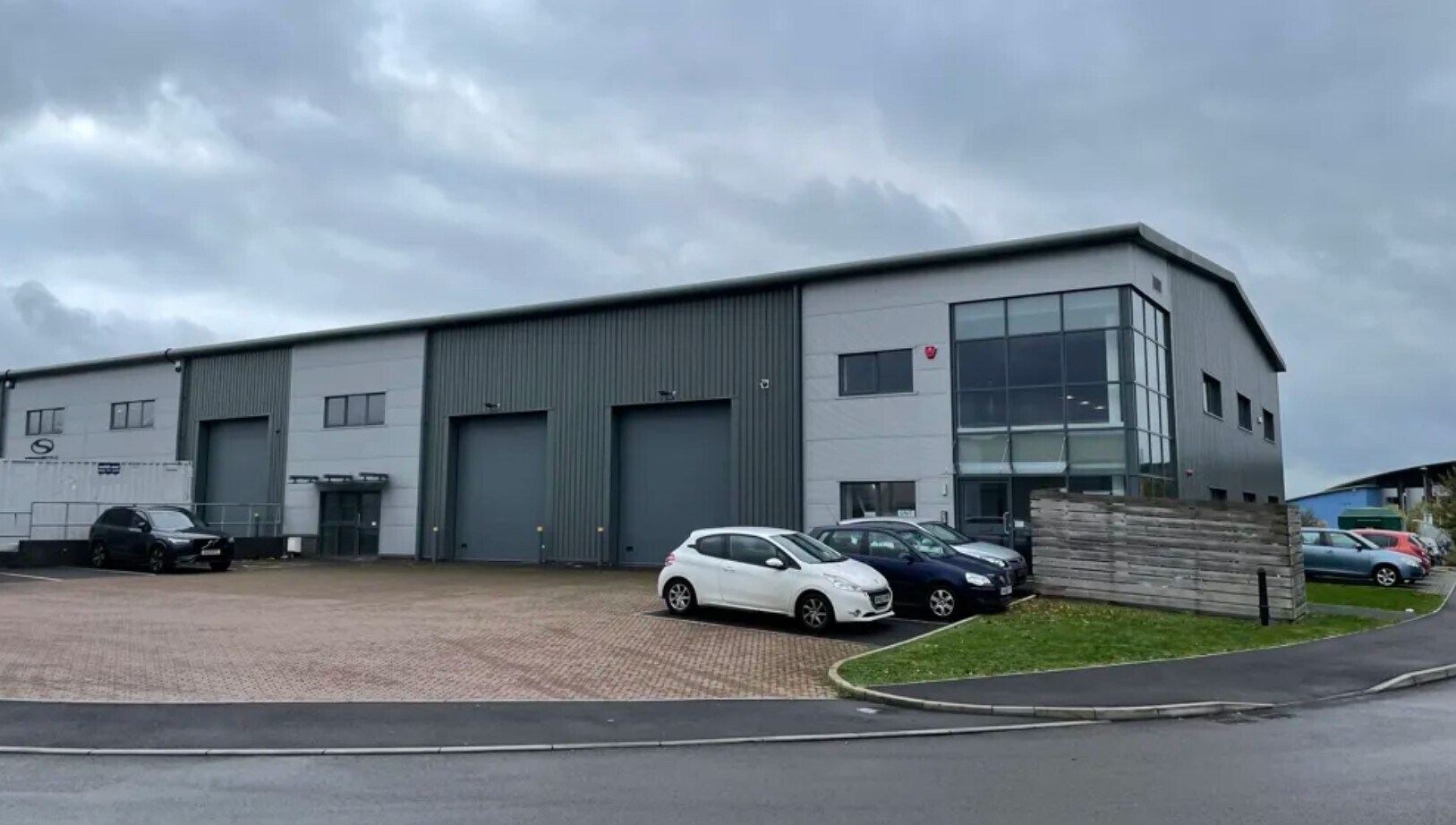 Edison Close, Quedgeley for sale Primary Photo- Image 1 of 1