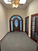 41747 11th St W, Palmdale, CA for lease Interior Photo- Image 1 of 5