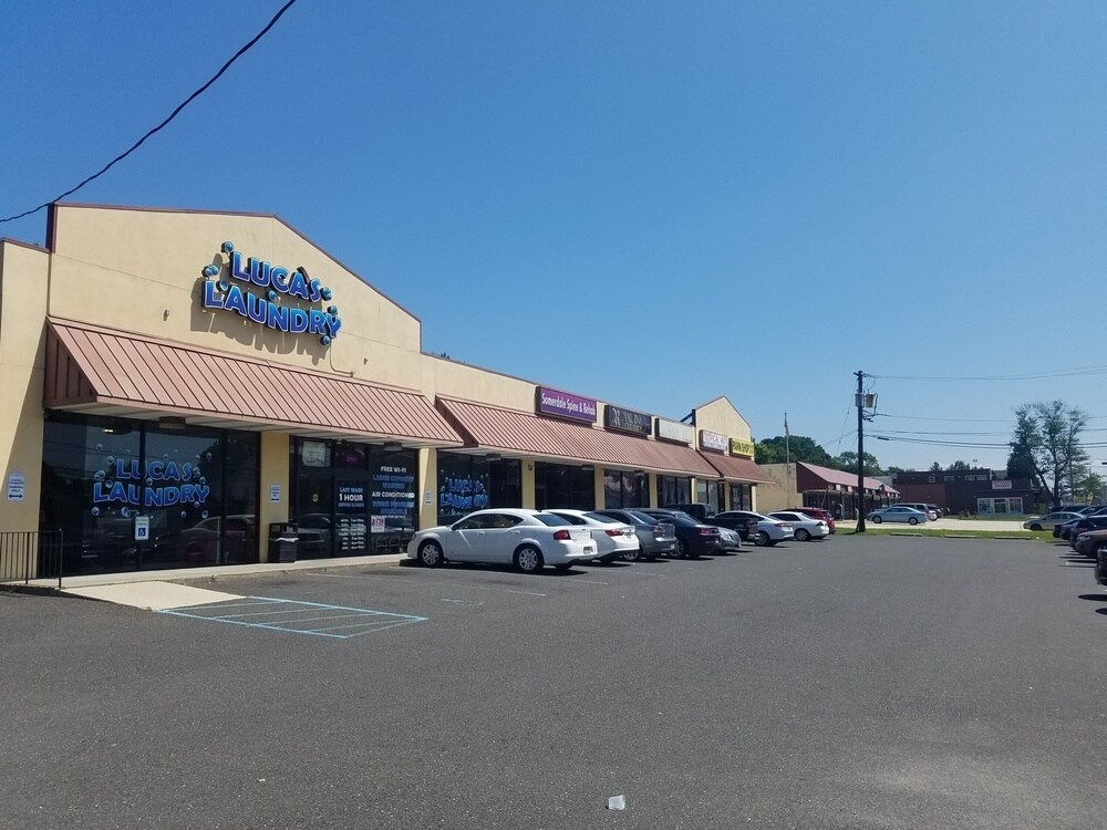 20 S White Horse Pike, Somerdale, NJ 08083