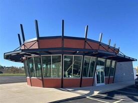 1200 W Parnall Rd, Jackson MI - Bar