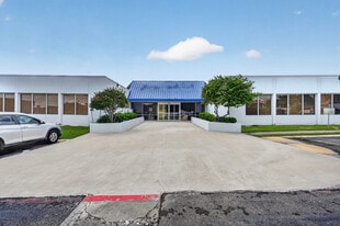 1404 W Walnut Hill Ln, Irving TX - Office Space