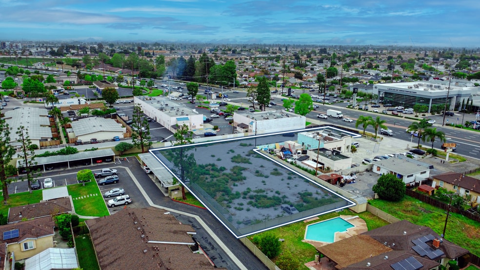 13561 Beach Blvd, Westminster, CA for sale - Building Photo - Image 2 of 7