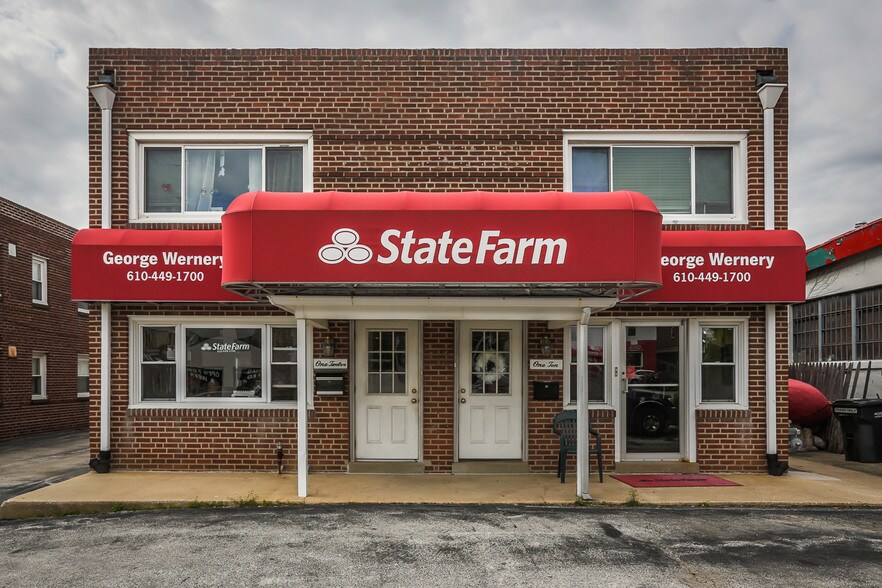 110-112 W Eagle Rd, Havertown, PA for sale - Primary Photo - Image 1 of 1