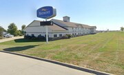 Baymont by Wyndham - Parking Garage