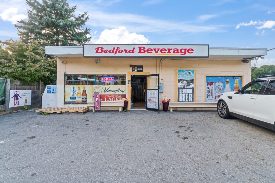 545 Bedford Rd, Bedford Hills, NY for lease - Building Photo - Image 3 of 4