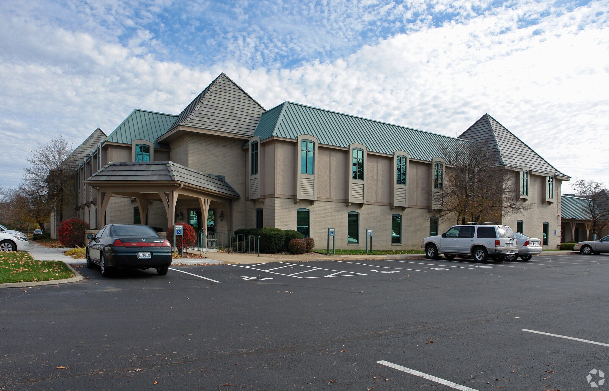 5401 College Blvd, Leawood, KS 66211 Leawood Fountain Plaza I