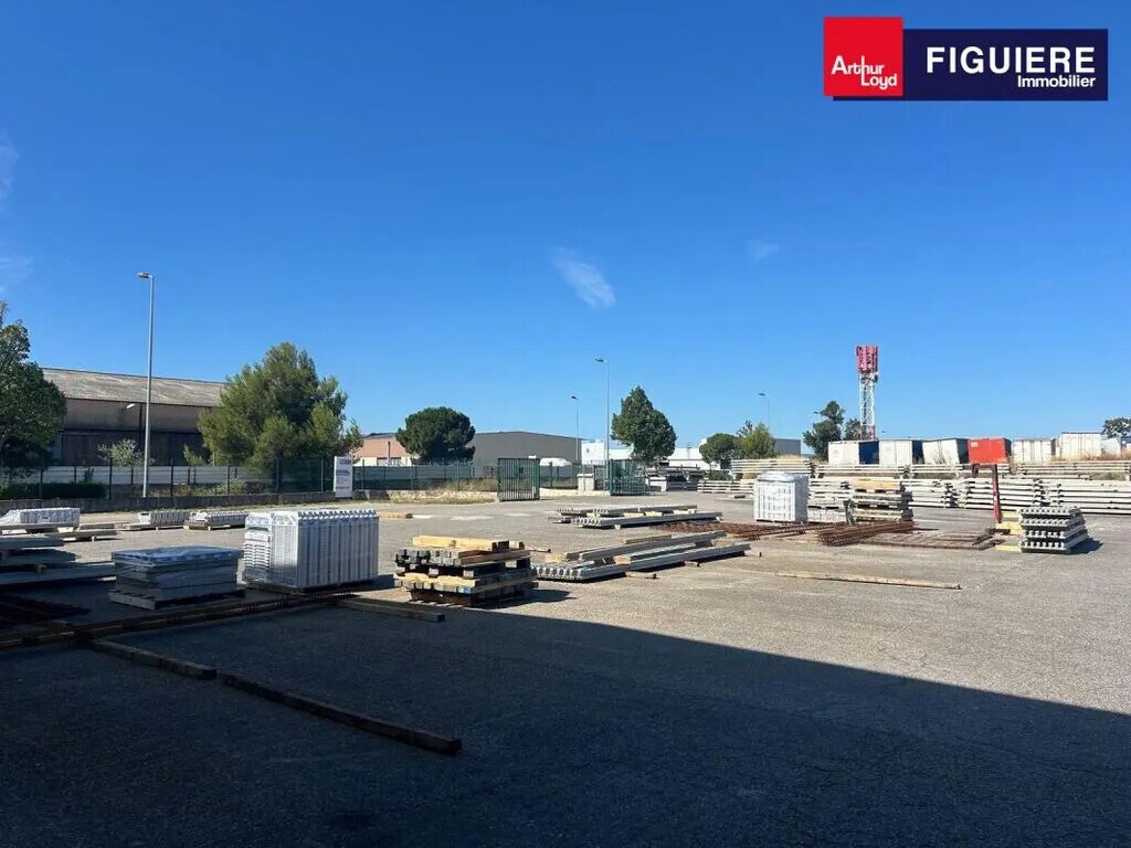 Location Terrain 2 000 m² - Photo 1