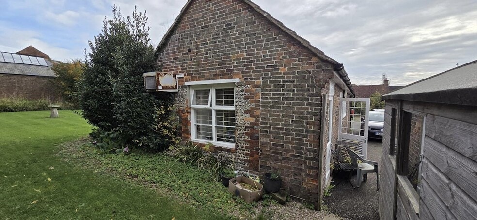 1 Kerridges Yard, George St, Hailsham for lease - Building Photo - Image 3 of 7