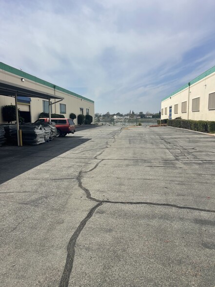 5623 N Peck Rd, Arcadia, CA for lease - Building Photo - Image 1 of 8