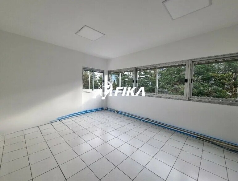 Office in Blagnac for lease - Interior Photo - Image 3 of 5