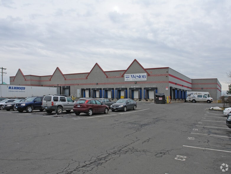 328 Selleck St, Stamford, CT for lease - Building Photo - Image 1 of 26
