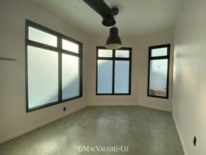 64-90 N Fair Oaks Ave, Pasadena, CA for lease Interior Photo- Image 2 of 5