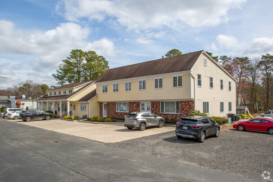 107 Taunton Blvd, Medford, NJ for lease - Primary Photo - Image 1 of 6