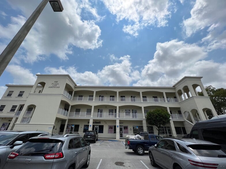 100 N State Road 7, Margate, FL for sale - Primary Photo - Image 1 of 11