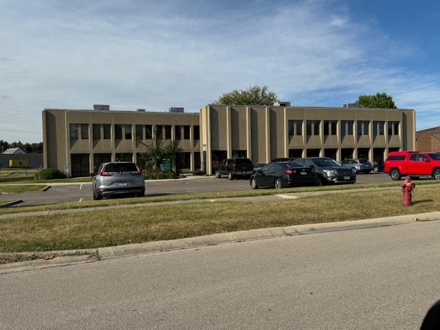 507 W Kendall Dr, Yorkville, IL for lease - Building Photo - Image 2 of 81