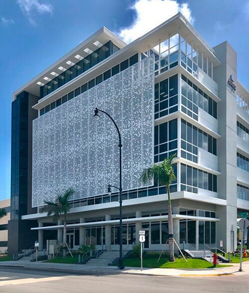 100 N Federal Hwy, Hallandale Beach, FL 33009 - Accesso One Building ...