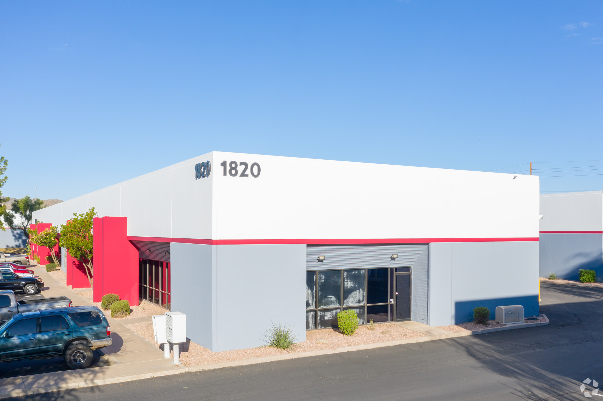 1820 W Drake Dr, Tempe, AZ for lease Primary Photo- Image 1 of 6