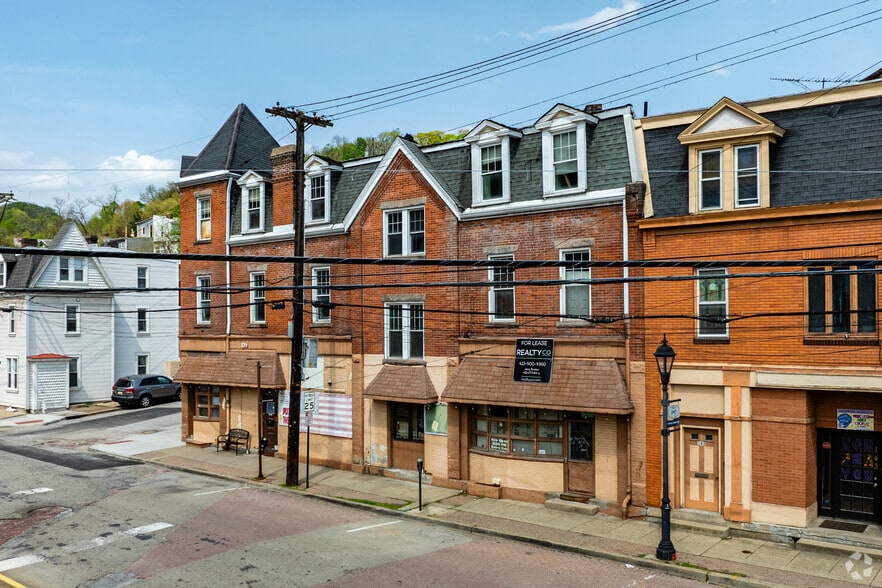 139-141 Howard St, Pittsburgh, PA for lease - Building Photo - Image 2 of 11