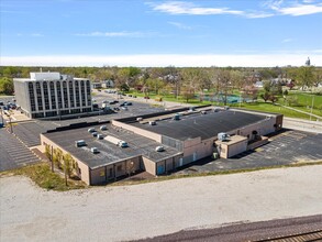 740 E Ash St, Springfield, IL for lease Building Photo- Image 2 of 26