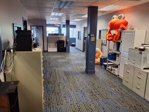 40 Main St, Toms River, NJ for lease Interior Photo- Image 2 of 11