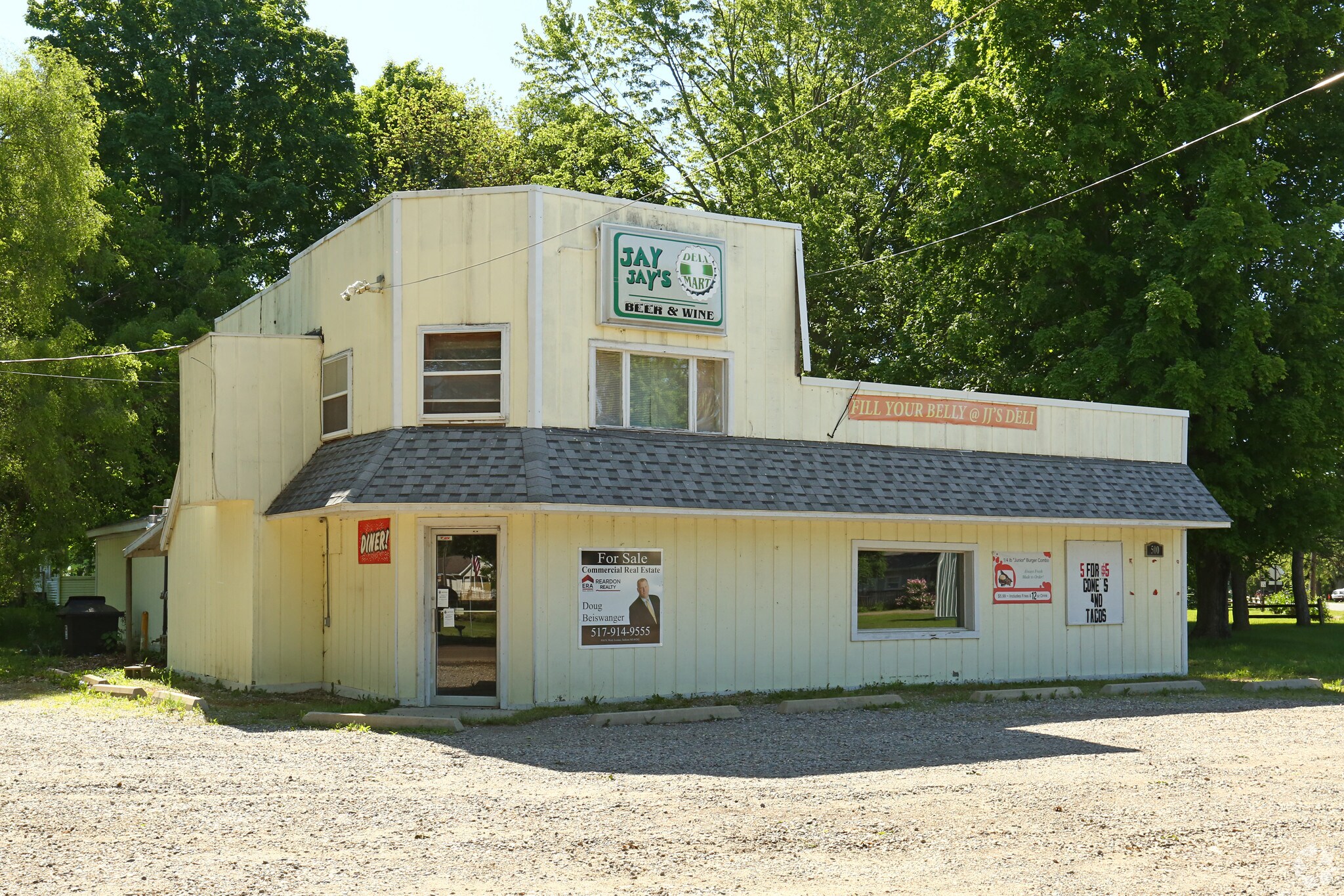 500 Napoleon Rd, Michigan Center, MI 49254