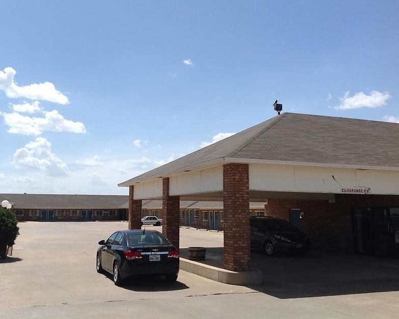 1591 Interstate 27, Tulia, TX for sale Primary Photo- Image 1 of 1