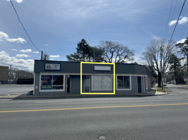 363-365 Boston Rd, Springfield, MA for lease - Building Photo - Image 2 of 4